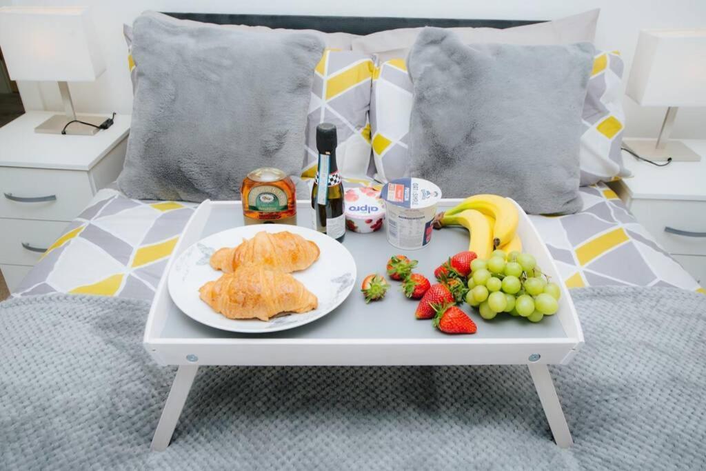 Mills Apartment - Two Bedroom En-Suite Apartment ノーザンプトン エクステリア 写真