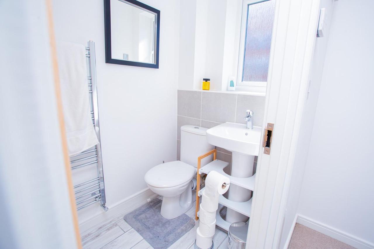 Mills Apartment - Two Bedroom En-Suite Apartment ノーザンプトン エクステリア 写真