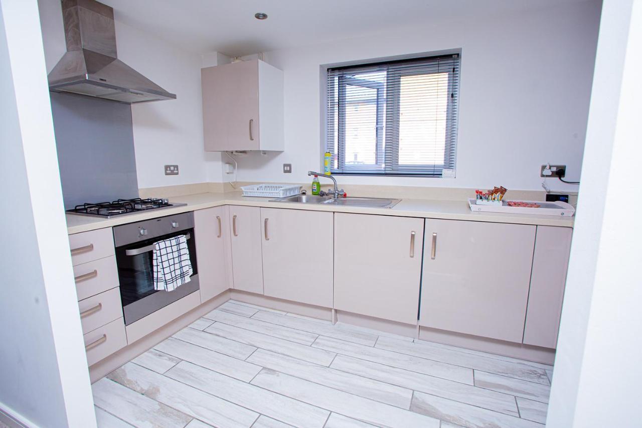 Mills Apartment - Two Bedroom En-Suite Apartment ノーザンプトン エクステリア 写真